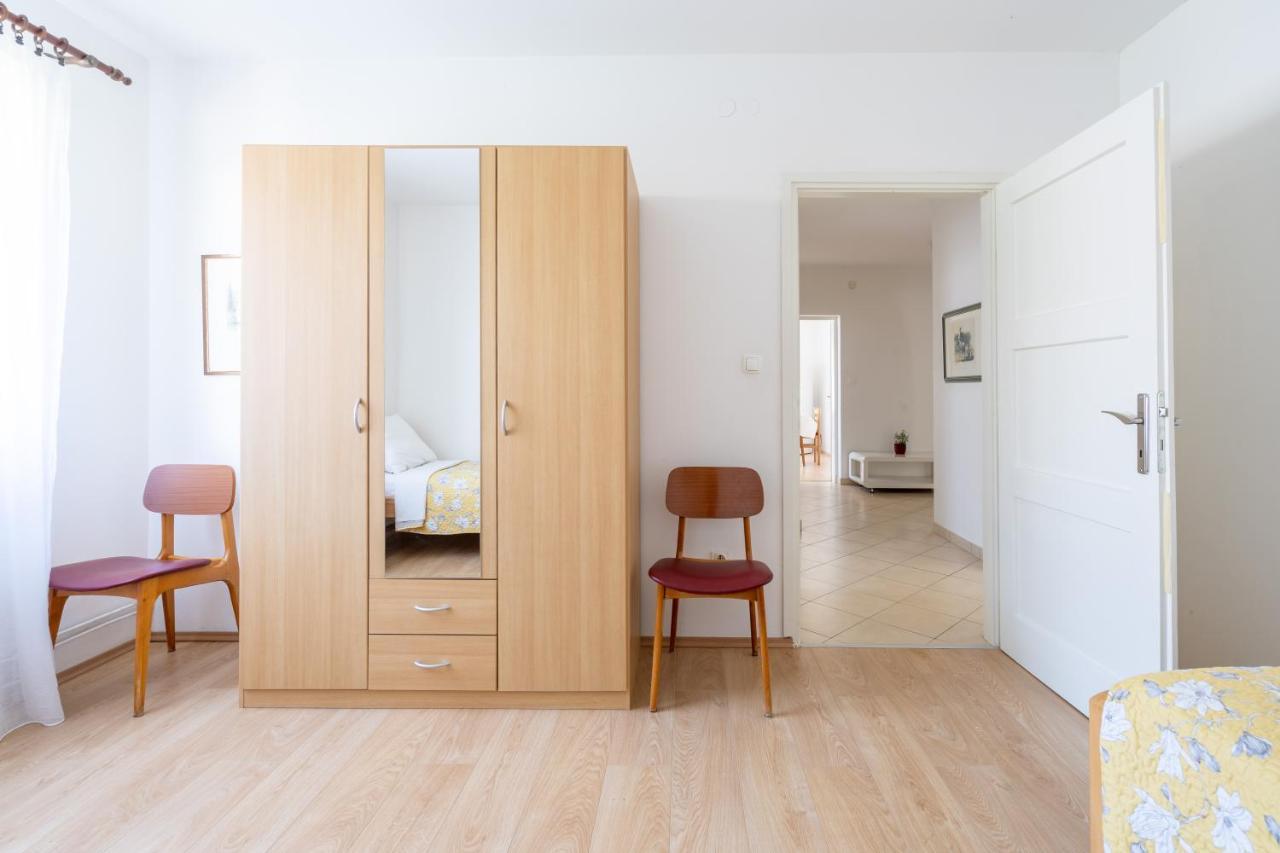 Apartmani&Soba Mimi Rovinj Luaran gambar