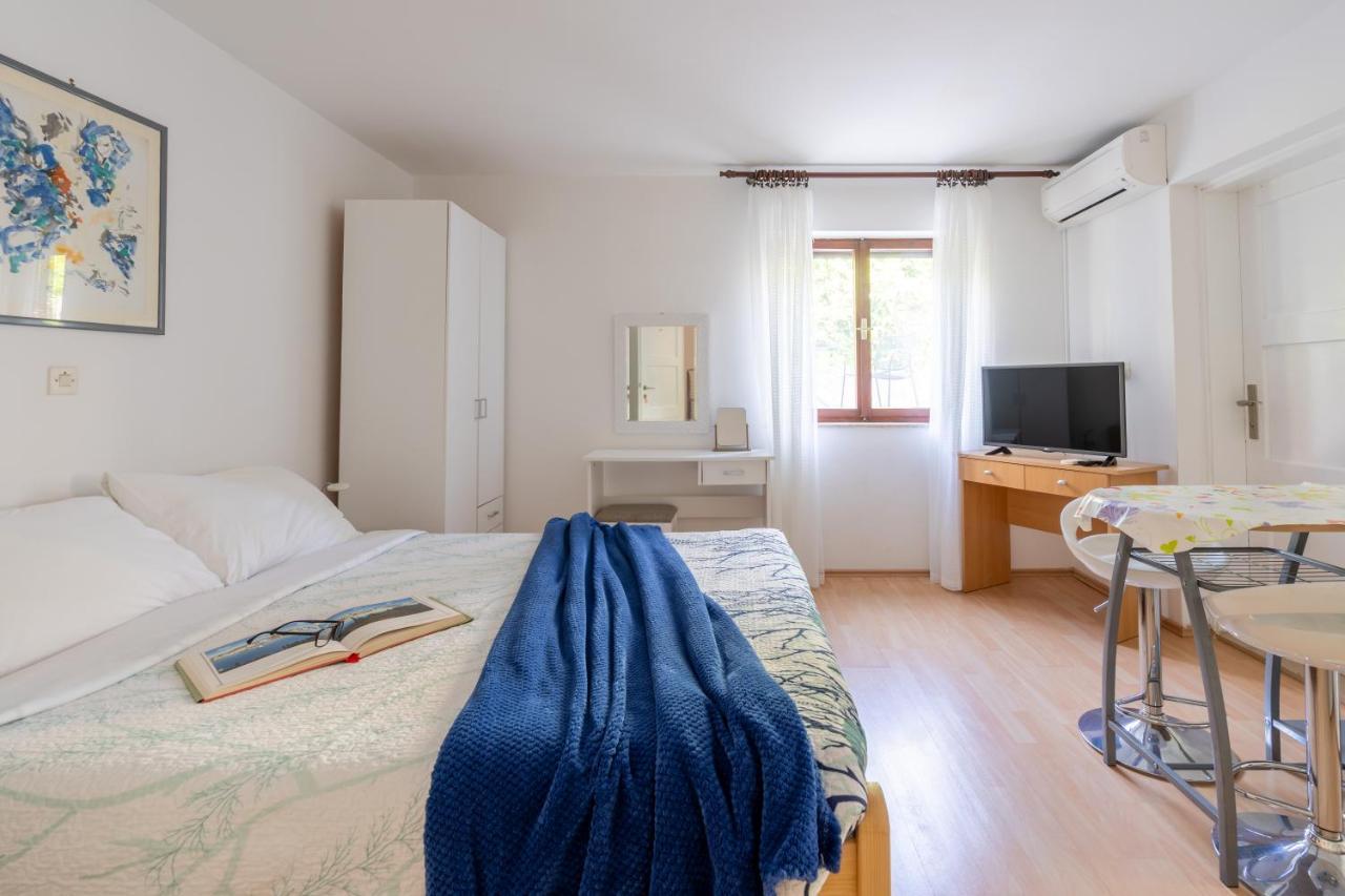 Apartmani&Soba Mimi Rovinj Luaran gambar