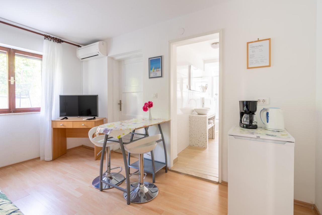 Apartmani&Soba Mimi Rovinj Luaran gambar