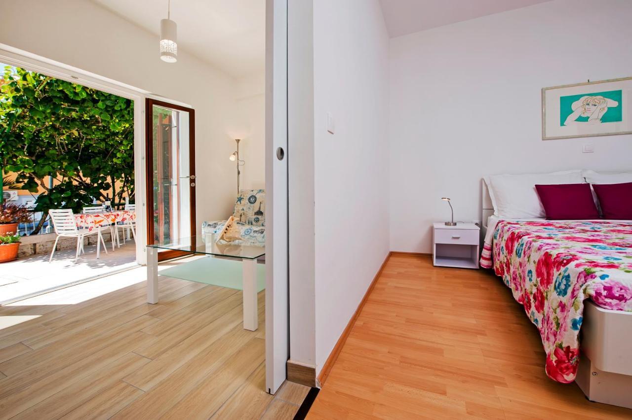 Apartmani&Soba Mimi Rovinj Luaran gambar
